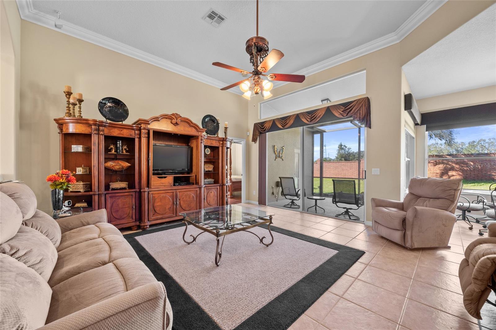 1011 JOHNS COVE LN, OAKLAND, FL, 34787