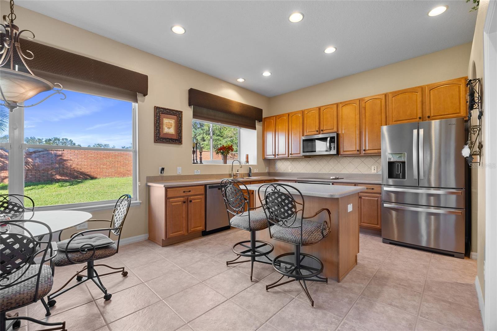 1011 JOHNS COVE LN, OAKLAND, FL, 34787
