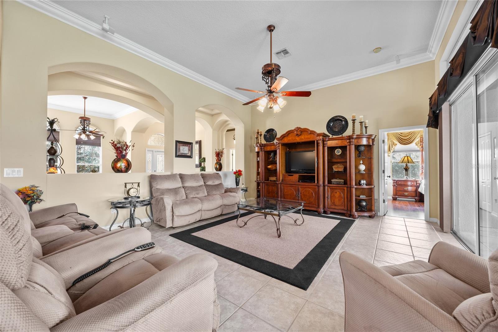1011 JOHNS COVE LN, OAKLAND, FL, 34787
