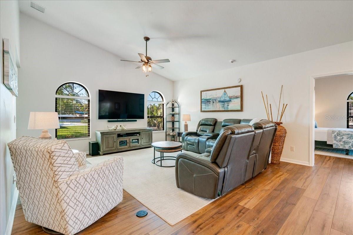 1525 SW 53RD LN, CAPE CORAL, FL, 33914