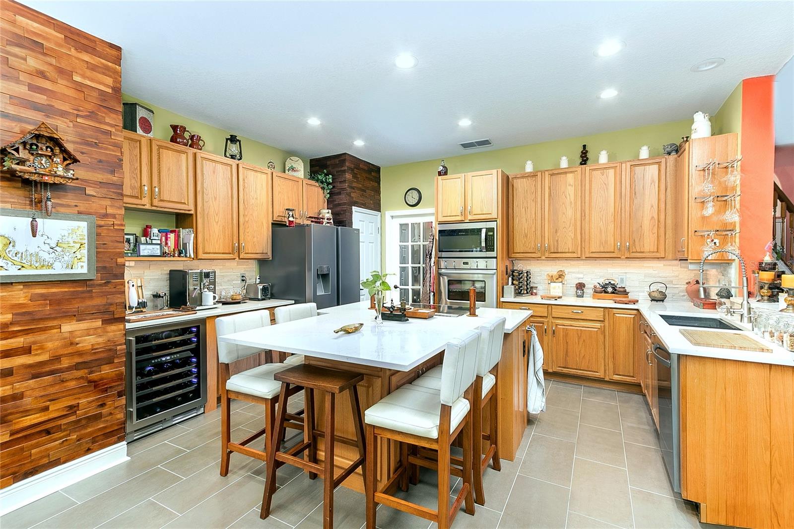 723 LONG LAKE DR, OVIEDO, FL, 32765