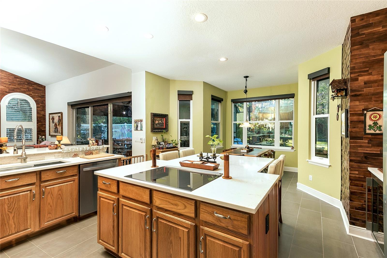 723 LONG LAKE DR, OVIEDO, FL, 32765