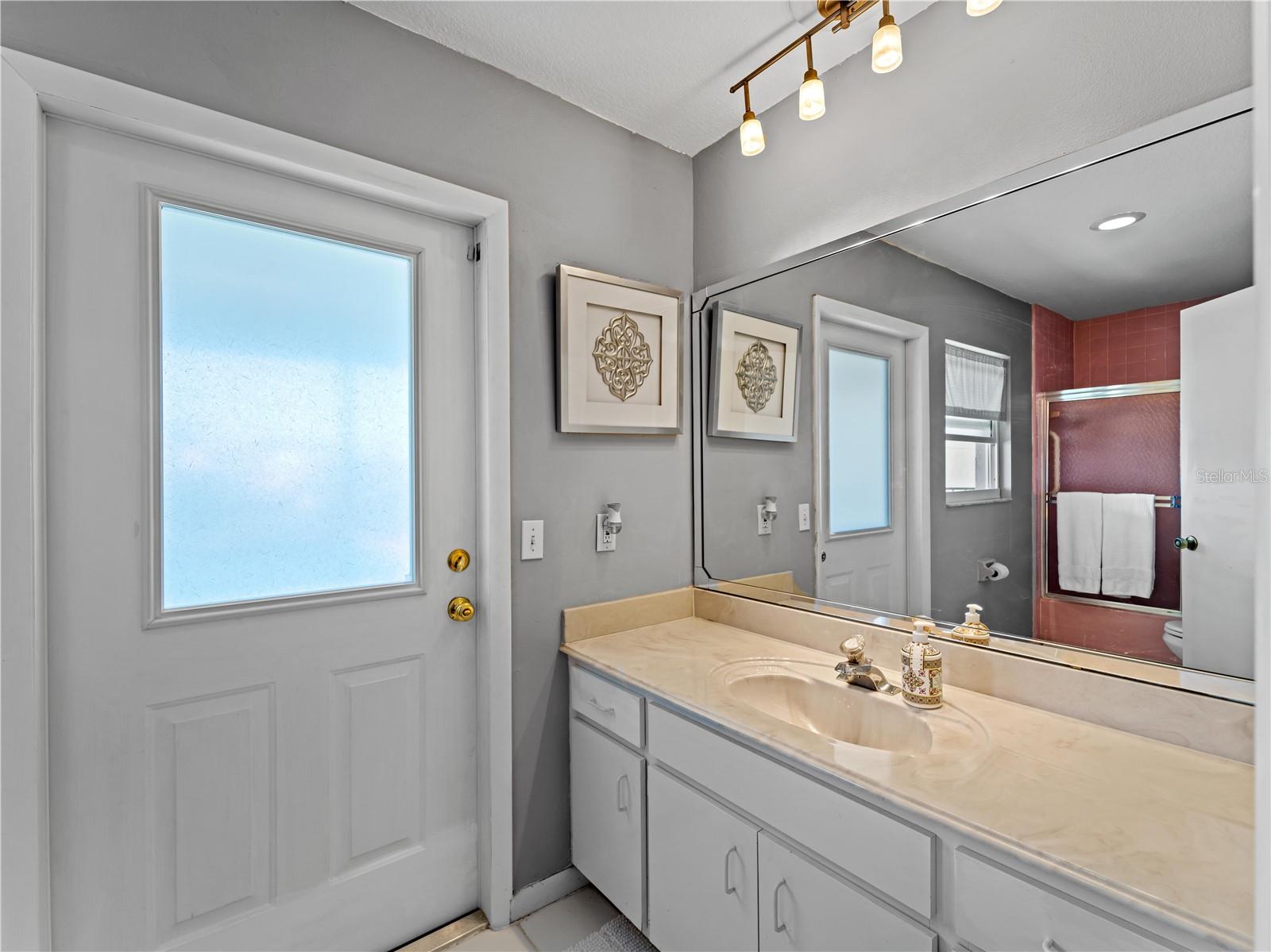 18140 BRACKEN CIR, PORT CHARLOTTE, FL, 33948