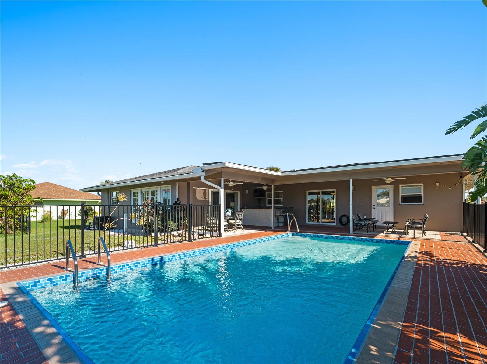 18140 BRACKEN CIR, PORT CHARLOTTE, FL, 33948