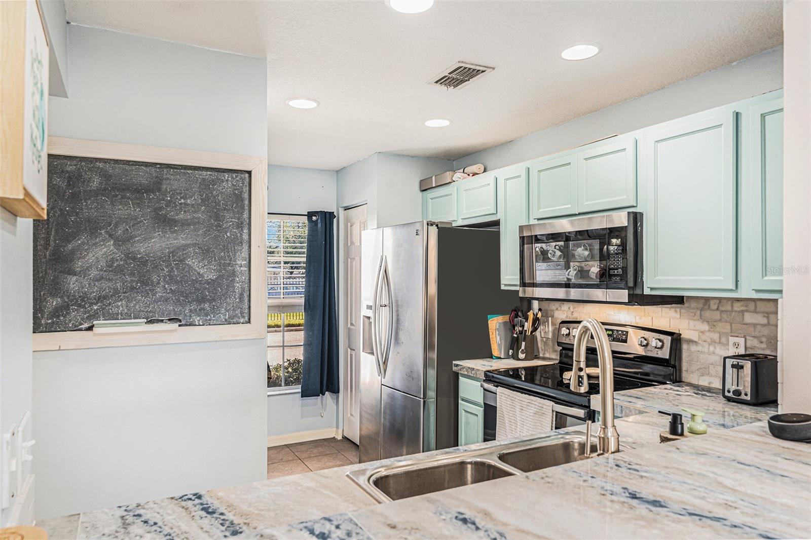 2066 Sun Down Dr 2066 SUN DOWN DR, CLEARWATER, FL, 33763