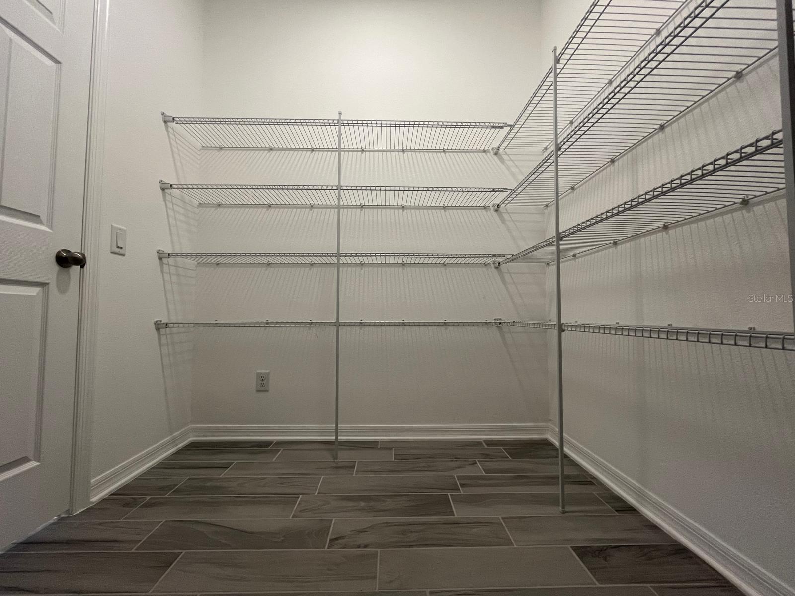 9324 CRESCENT RAY DR, WESLEY CHAPEL, FL, 33545