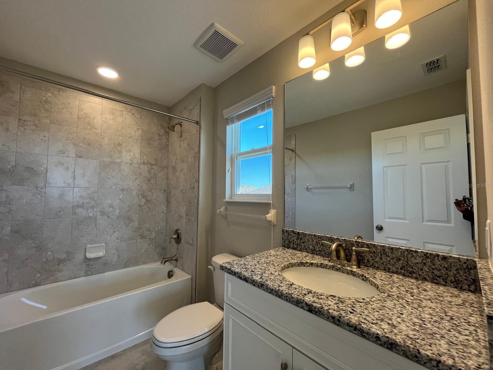 9324 CRESCENT RAY DR, WESLEY CHAPEL, FL, 33545