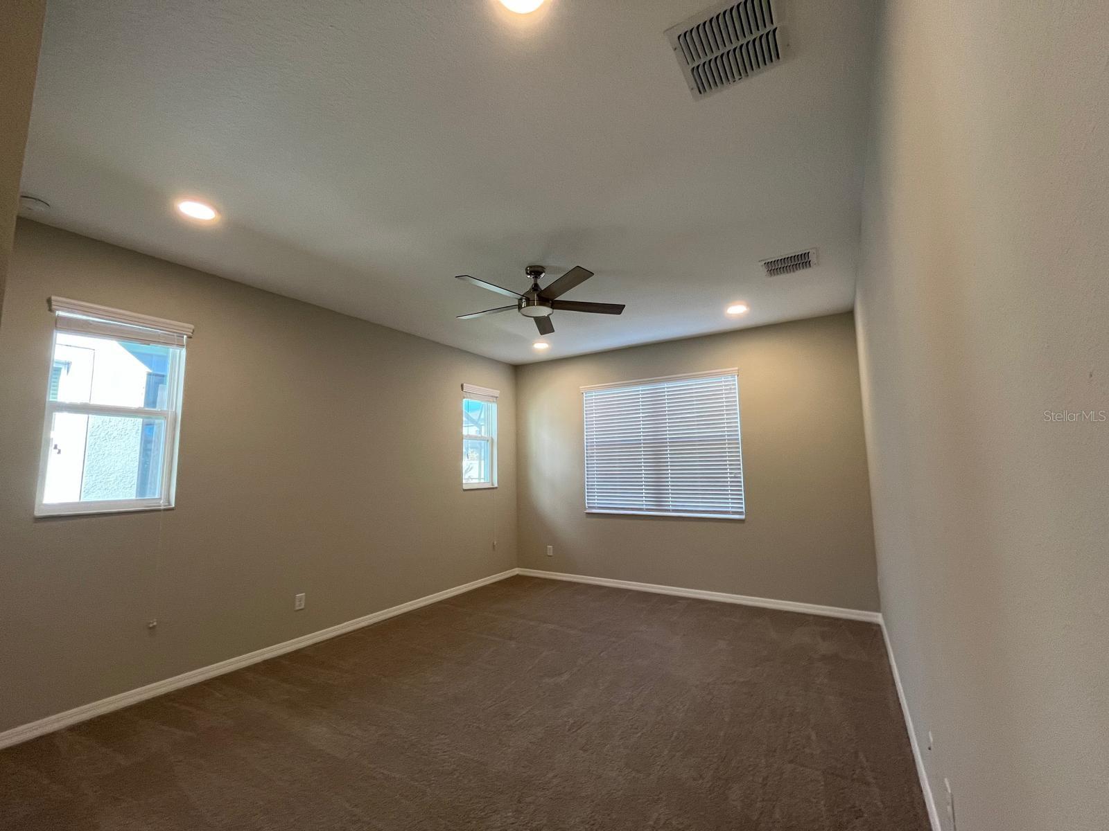 9324 CRESCENT RAY DR, WESLEY CHAPEL, FL, 33545