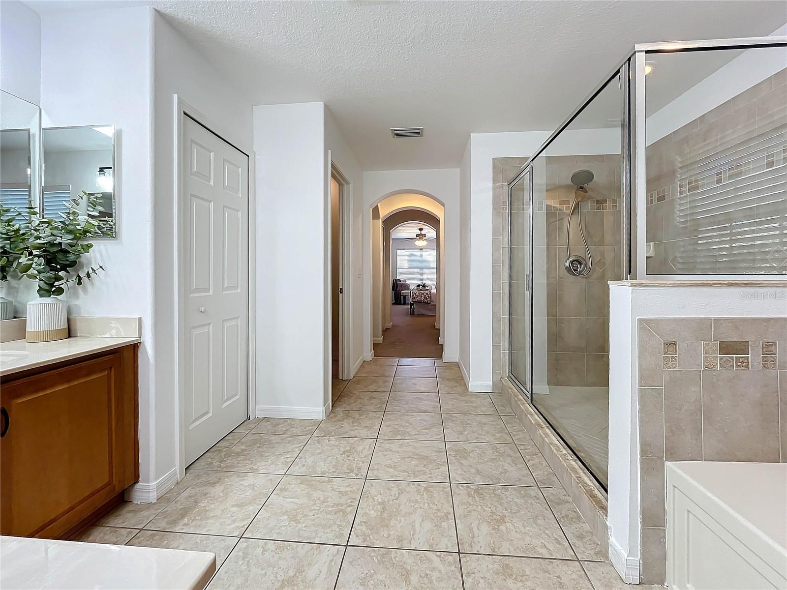 10542 CORAL KEY AVE, TAMPA, FL, 33647