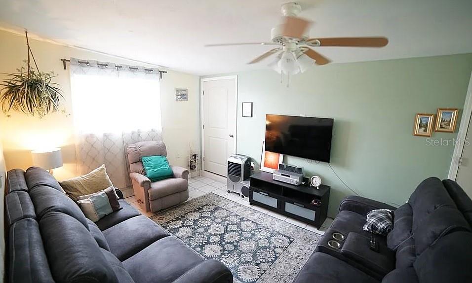201 W PIERCE AVE, ORLANDO, FL, 32809