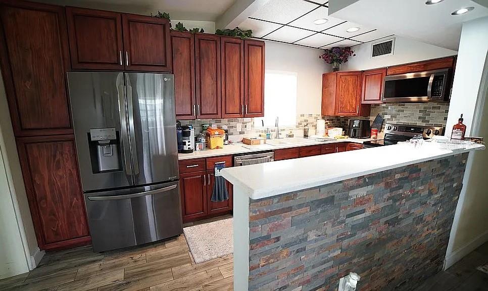 201 W PIERCE AVE, ORLANDO, FL, 32809