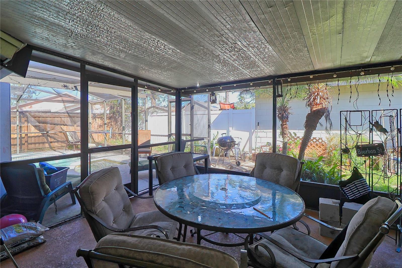 5107 BURNSIDE CT, TAMPA, FL, 33624