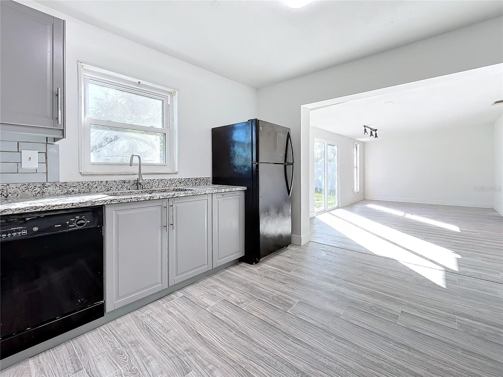 5128 49TH AVE N, ST PETERSBURG, FL, 33709