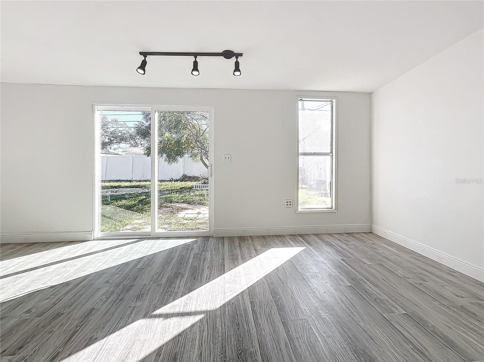 5128 49TH AVE N, ST PETERSBURG, FL, 33709