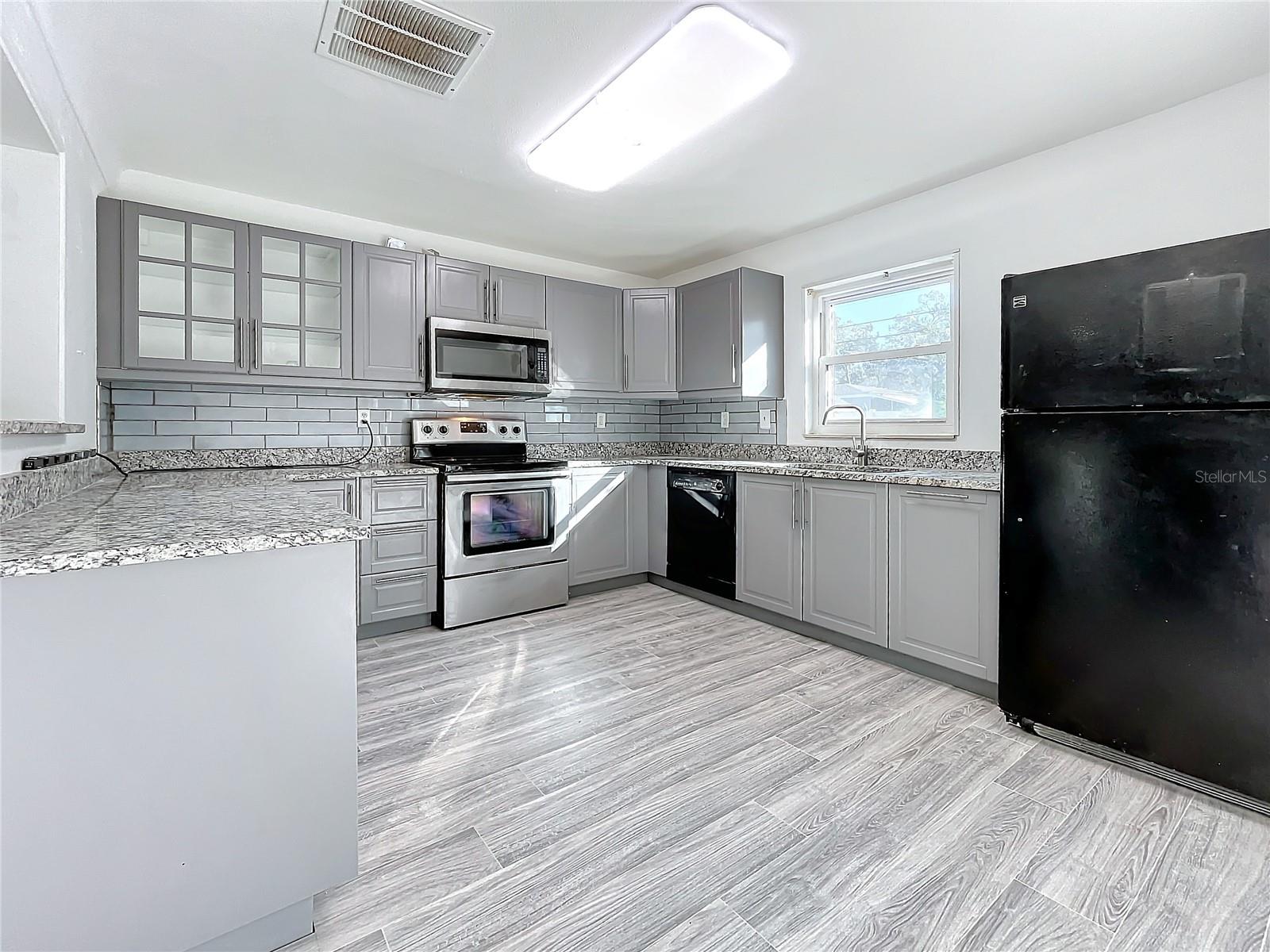 5128 49TH AVE N, ST PETERSBURG, FL, 33709
