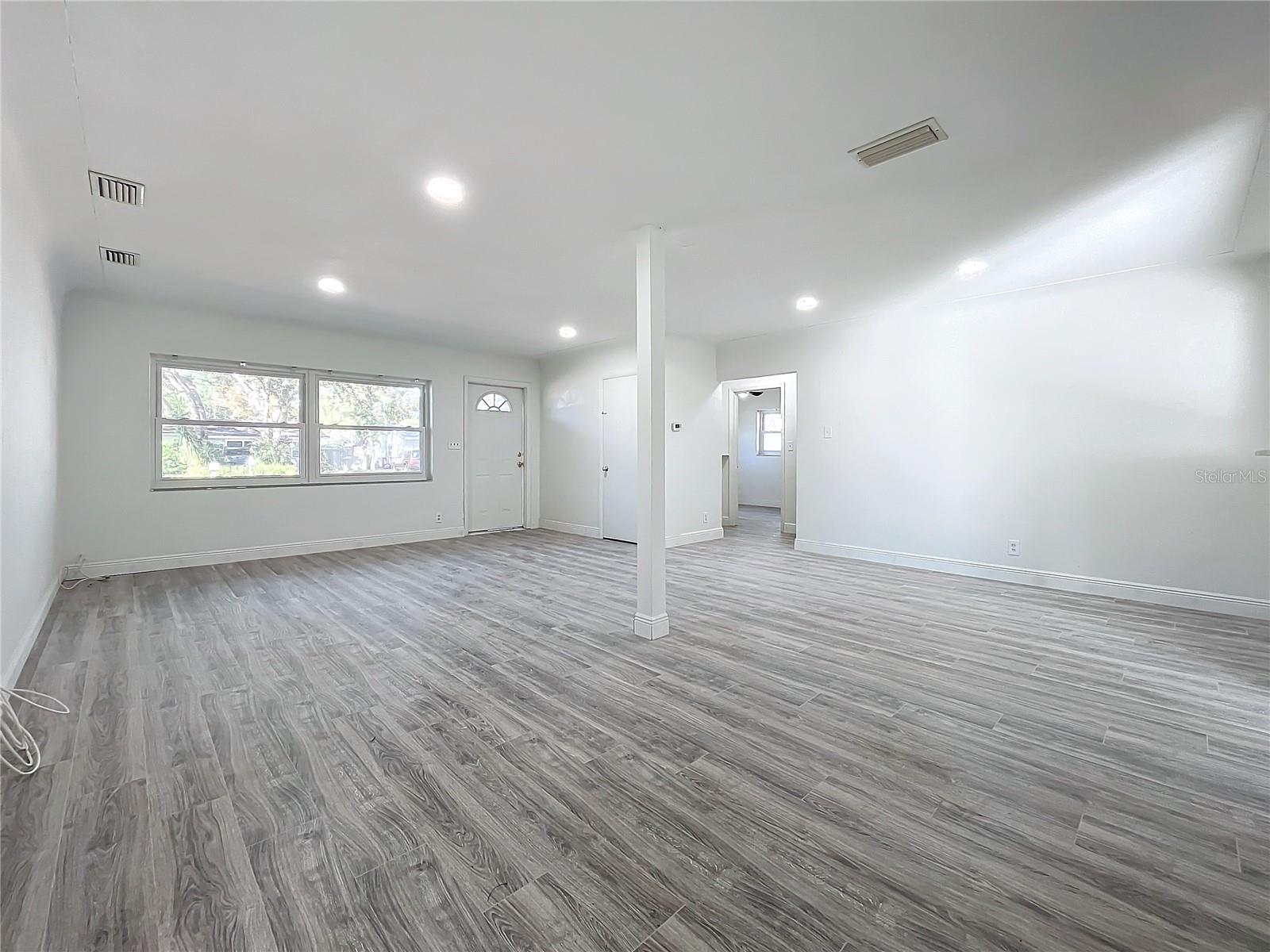 5128 49TH AVE N, ST PETERSBURG, FL, 33709
