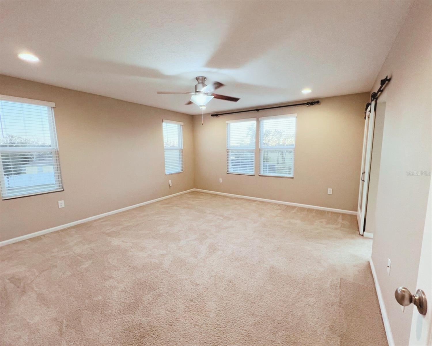 1686 GENTLE BREEZE DR, SAINT CLOUD, FL, 34771