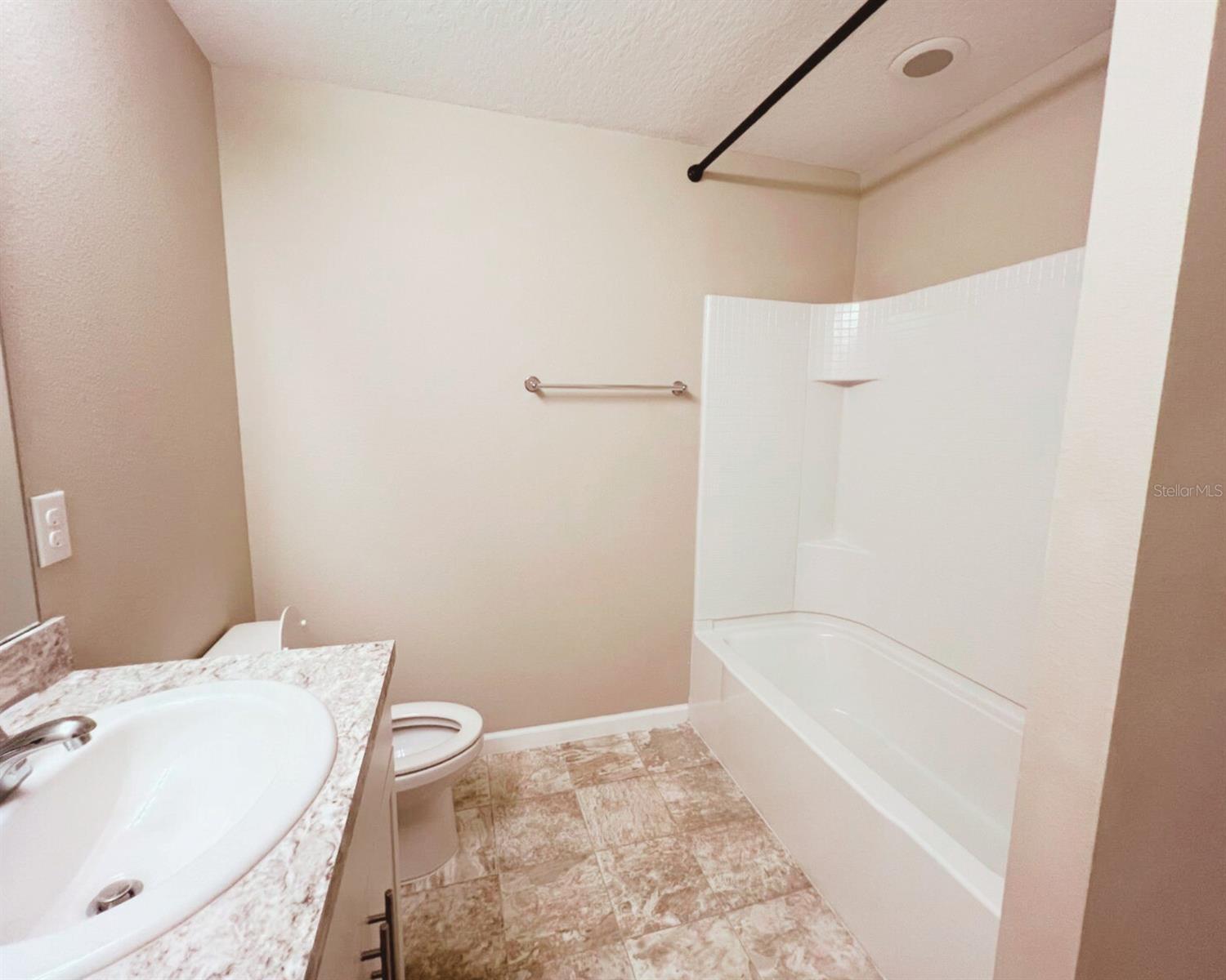 1686 GENTLE BREEZE DR, SAINT CLOUD, FL, 34771