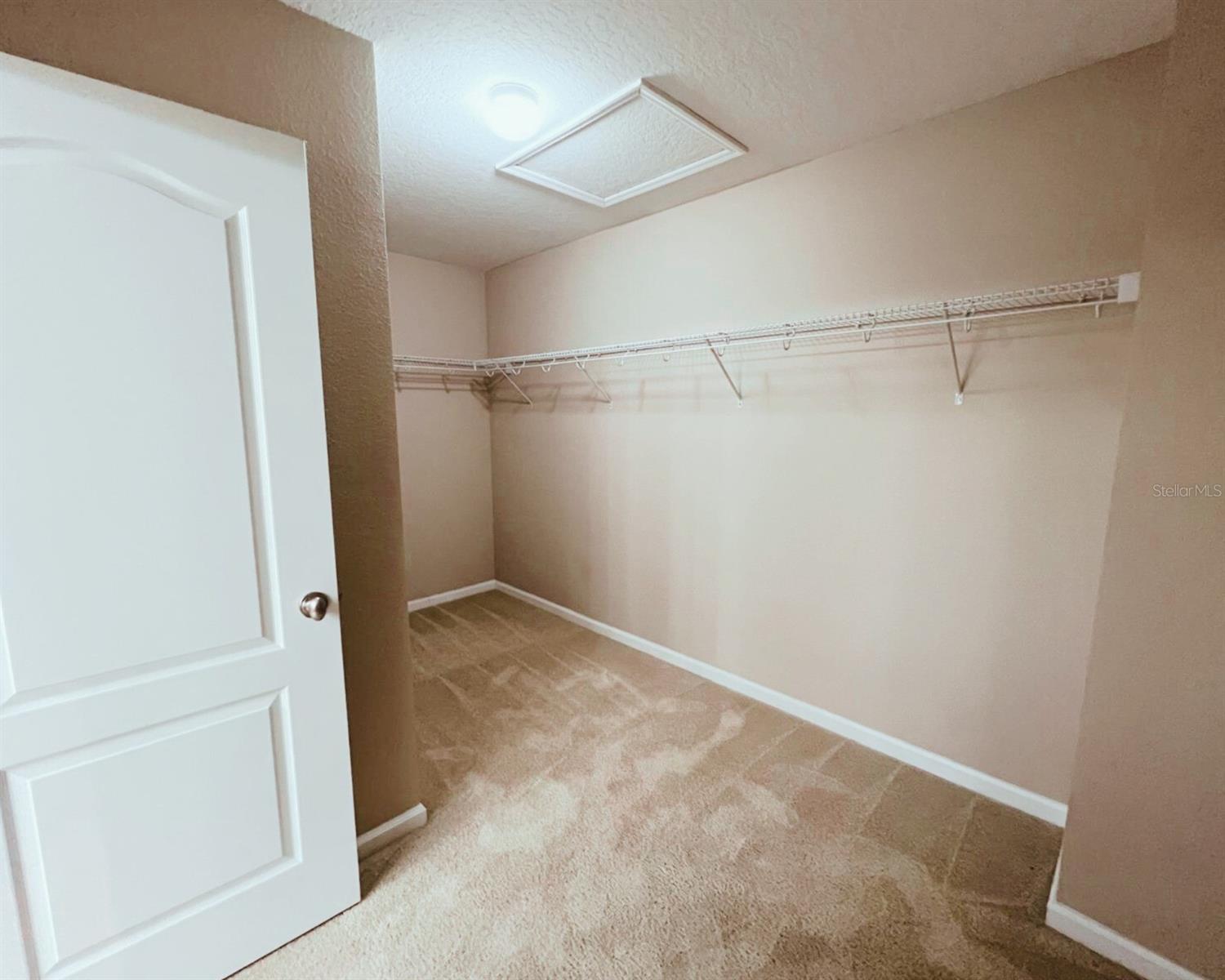 1686 GENTLE BREEZE DR, SAINT CLOUD, FL, 34771