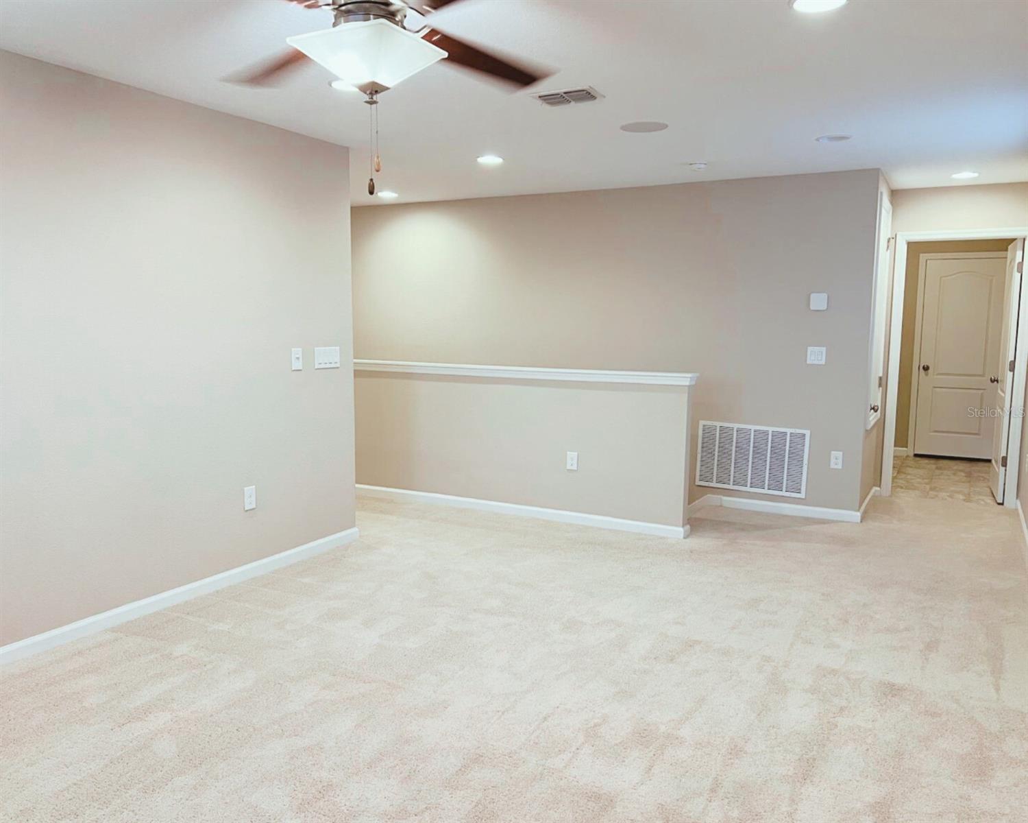 1686 GENTLE BREEZE DR, SAINT CLOUD, FL, 34771