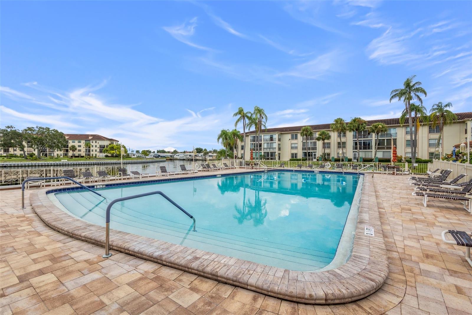 19029 US HIGHWAY 19 N #13F, CLEARWATER, FL, 33764