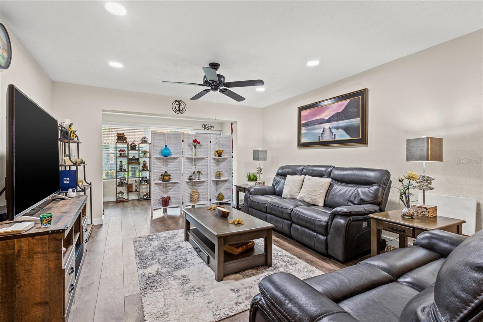 19029 US HIGHWAY 19 N #13F, CLEARWATER, FL, 33764