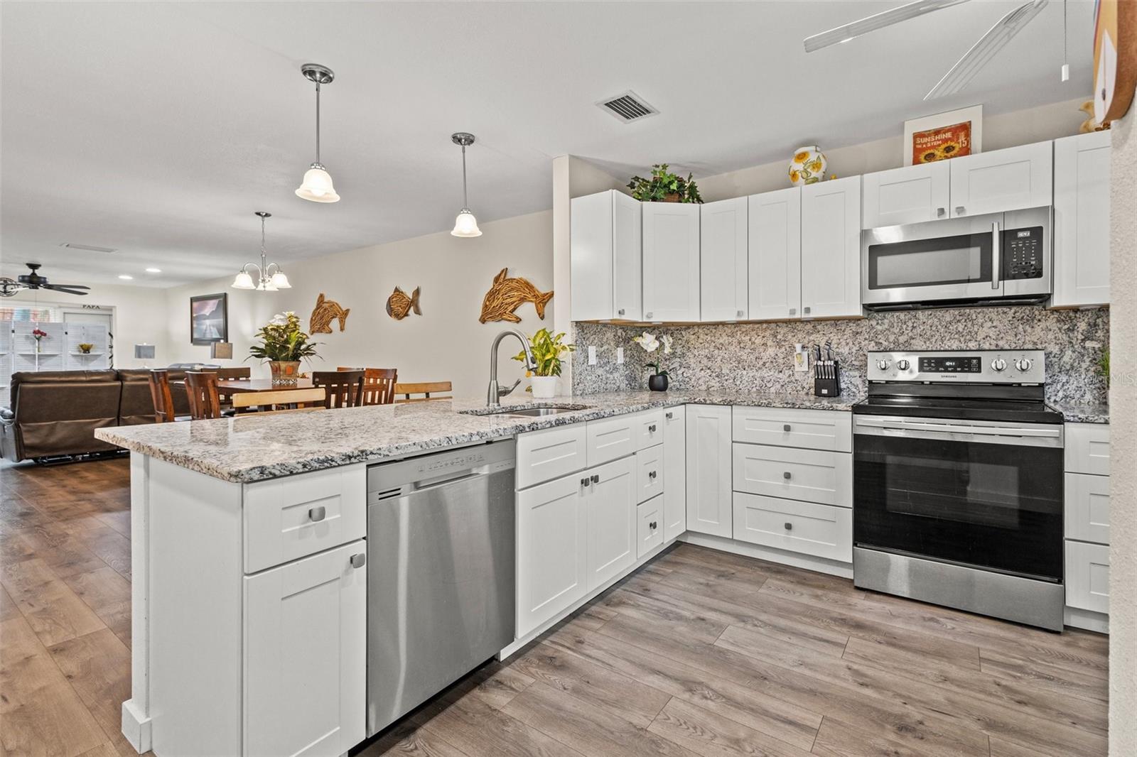 19029 US HIGHWAY 19 N #13F, CLEARWATER, FL, 33764
