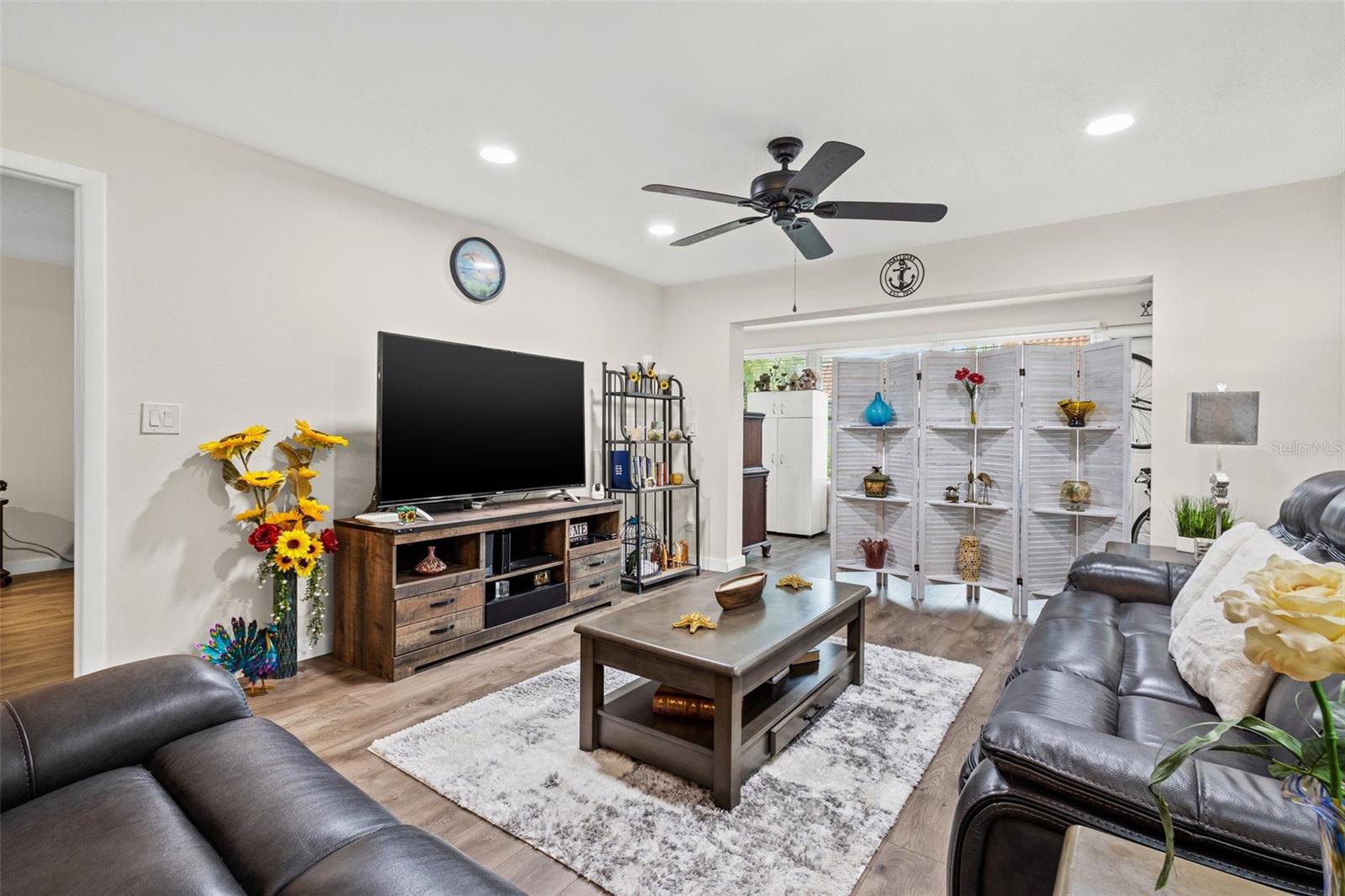 19029 US HIGHWAY 19 N #13F, CLEARWATER, FL, 33764