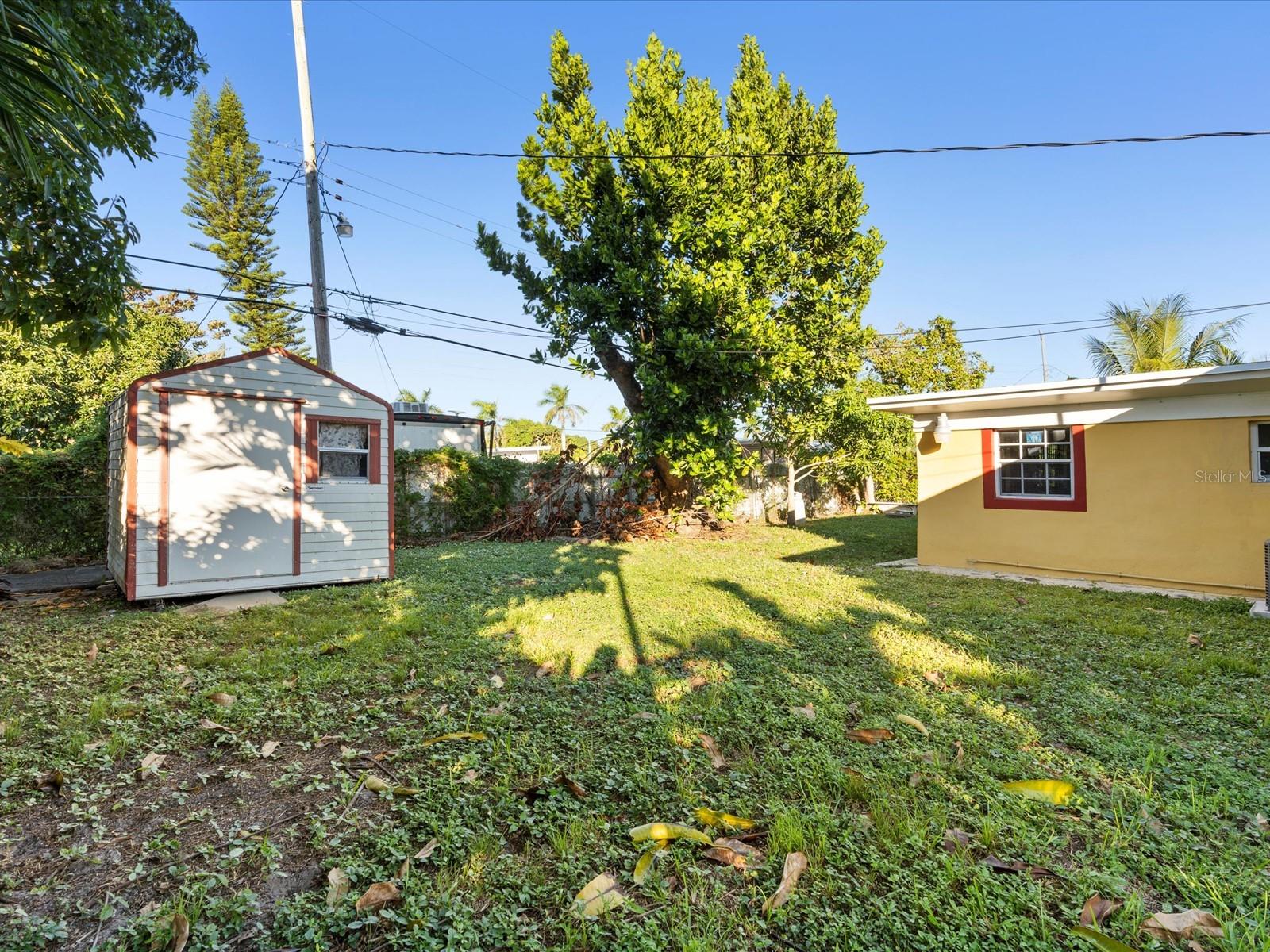 12450 NW 21ST PL, MIAMI, FL, 33167
