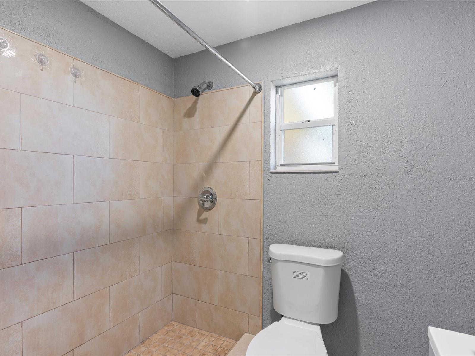 12450 NW 21ST PL, MIAMI, FL, 33167