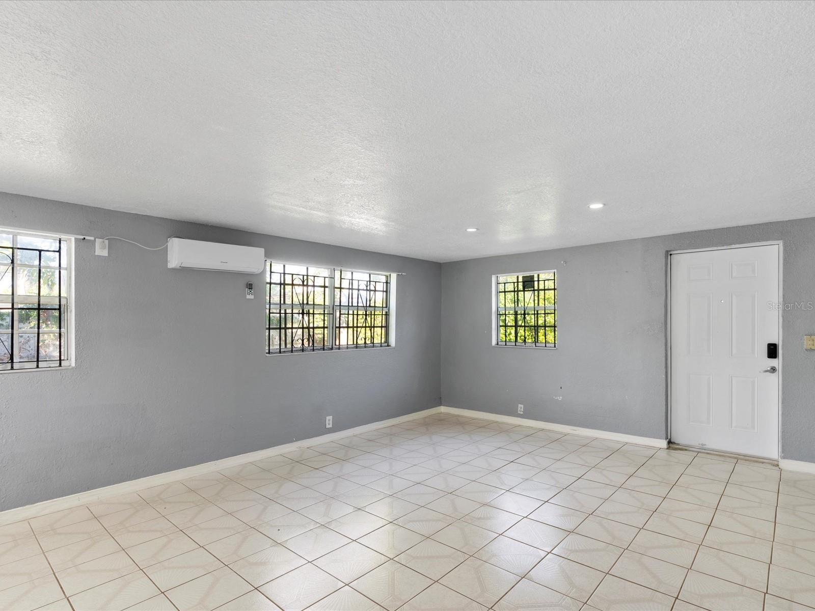 12450 NW 21ST PL, MIAMI, FL, 33167