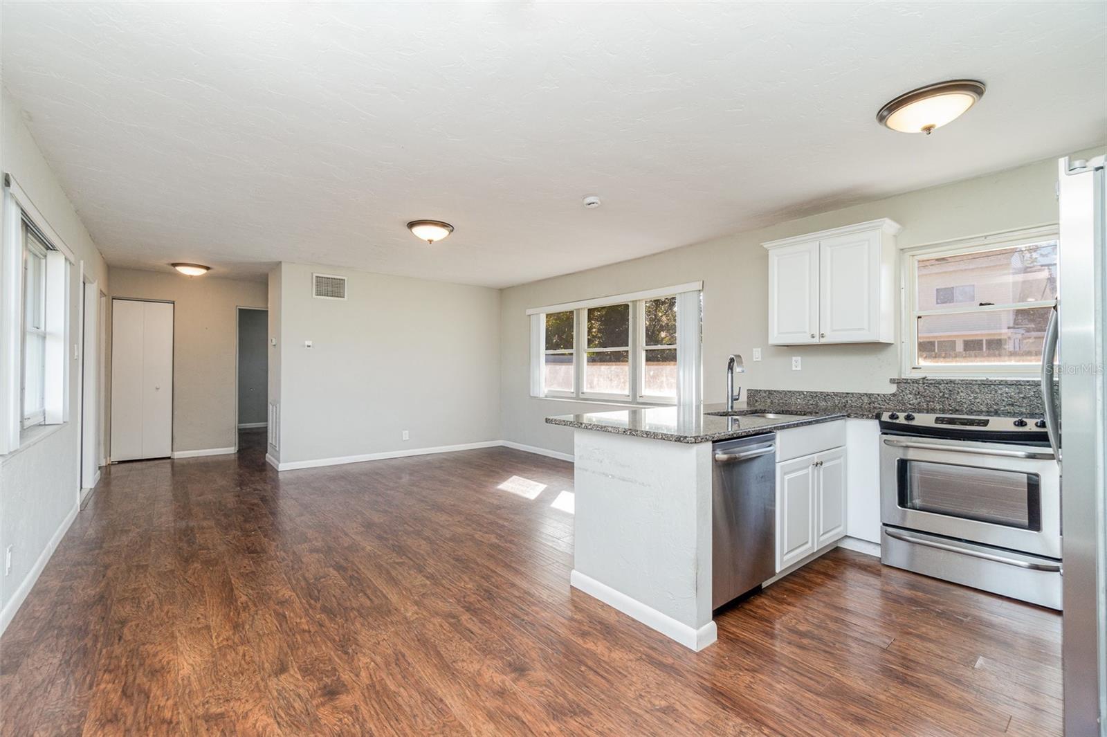 2618 NASSAU ST, SARASOTA, FL, 34231