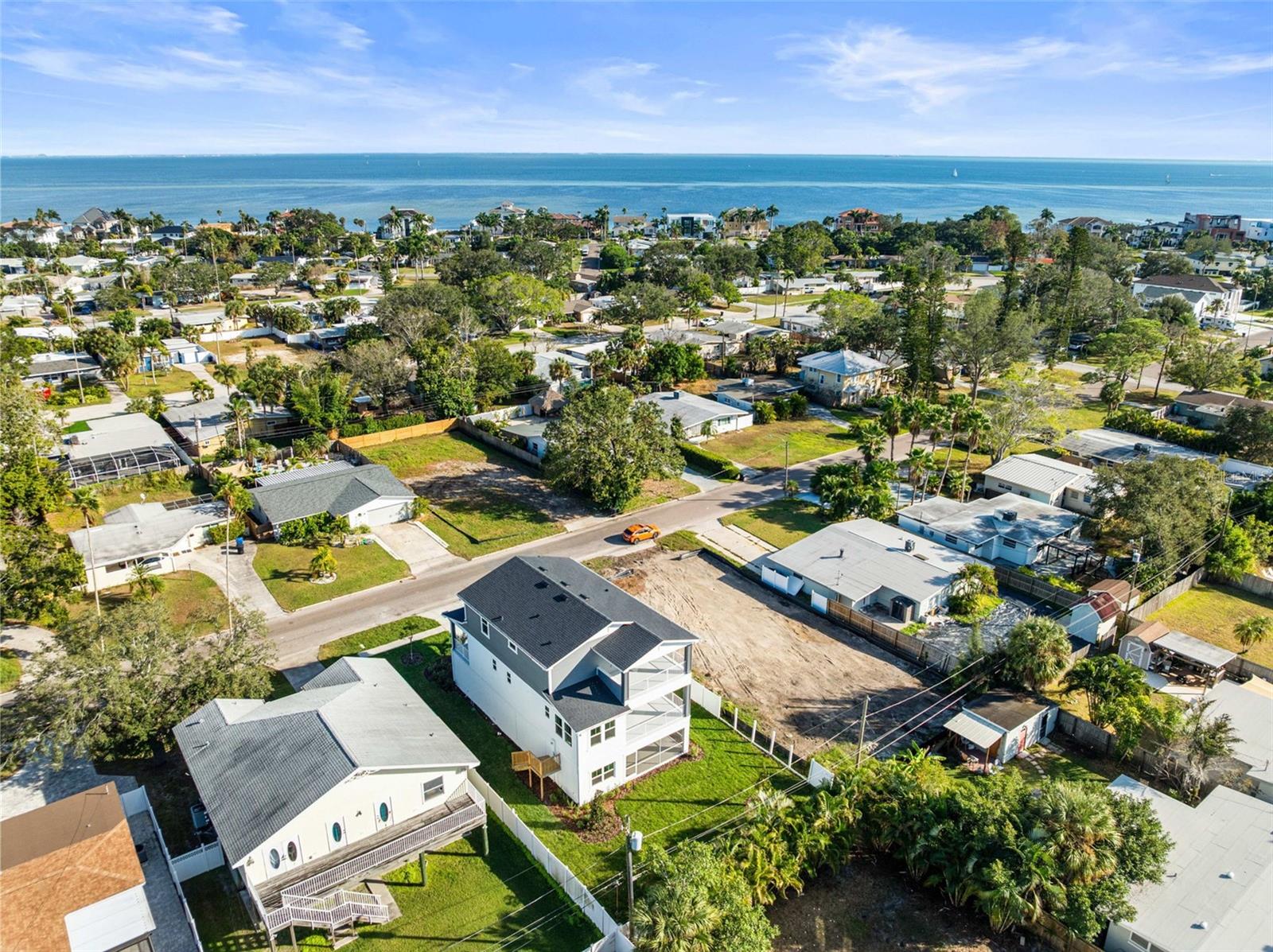 4010 HUNTINGTON ST NE, ST PETERSBURG, FL, 33703
