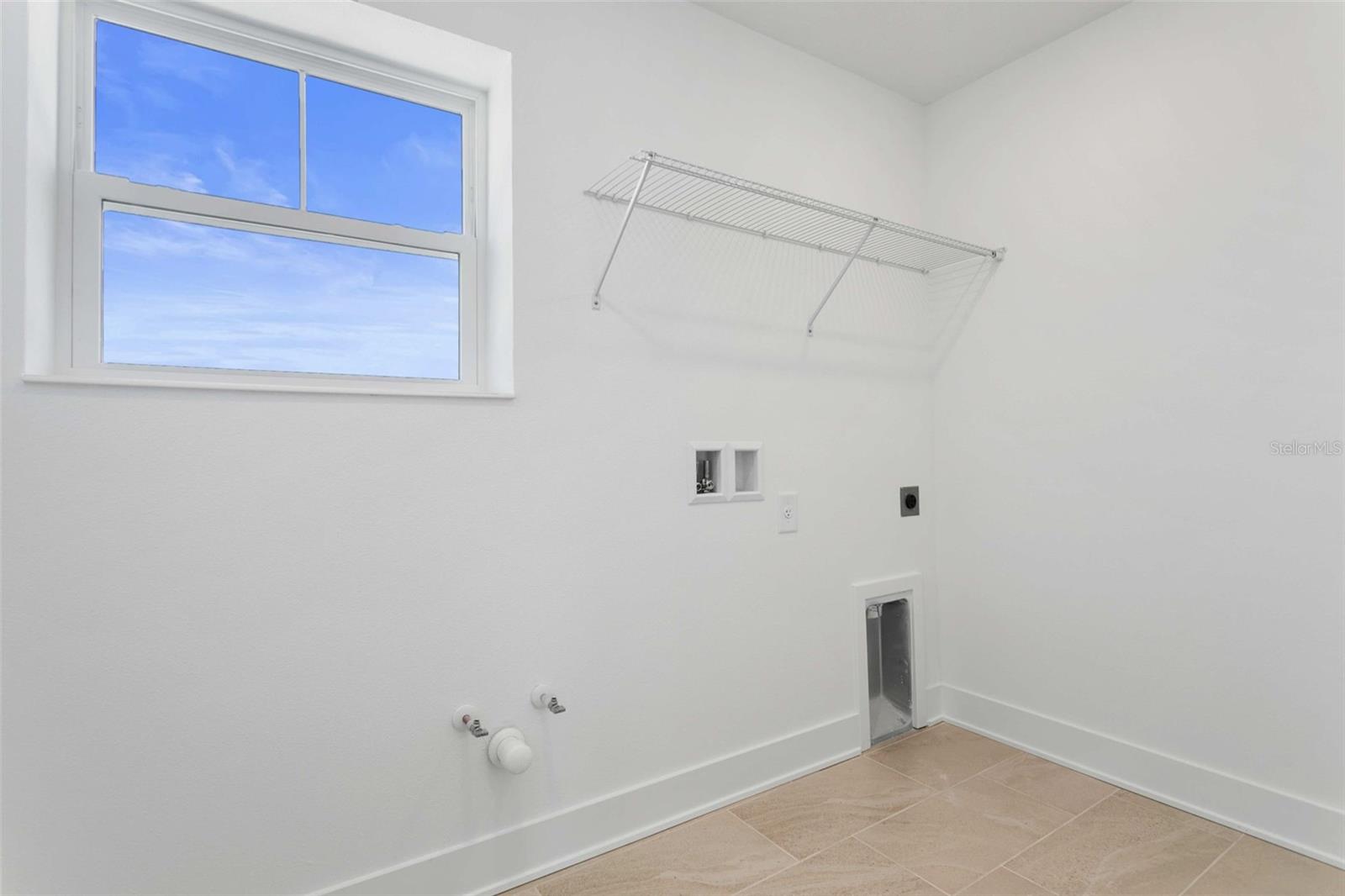 4010 HUNTINGTON ST NE, ST PETERSBURG, FL, 33703