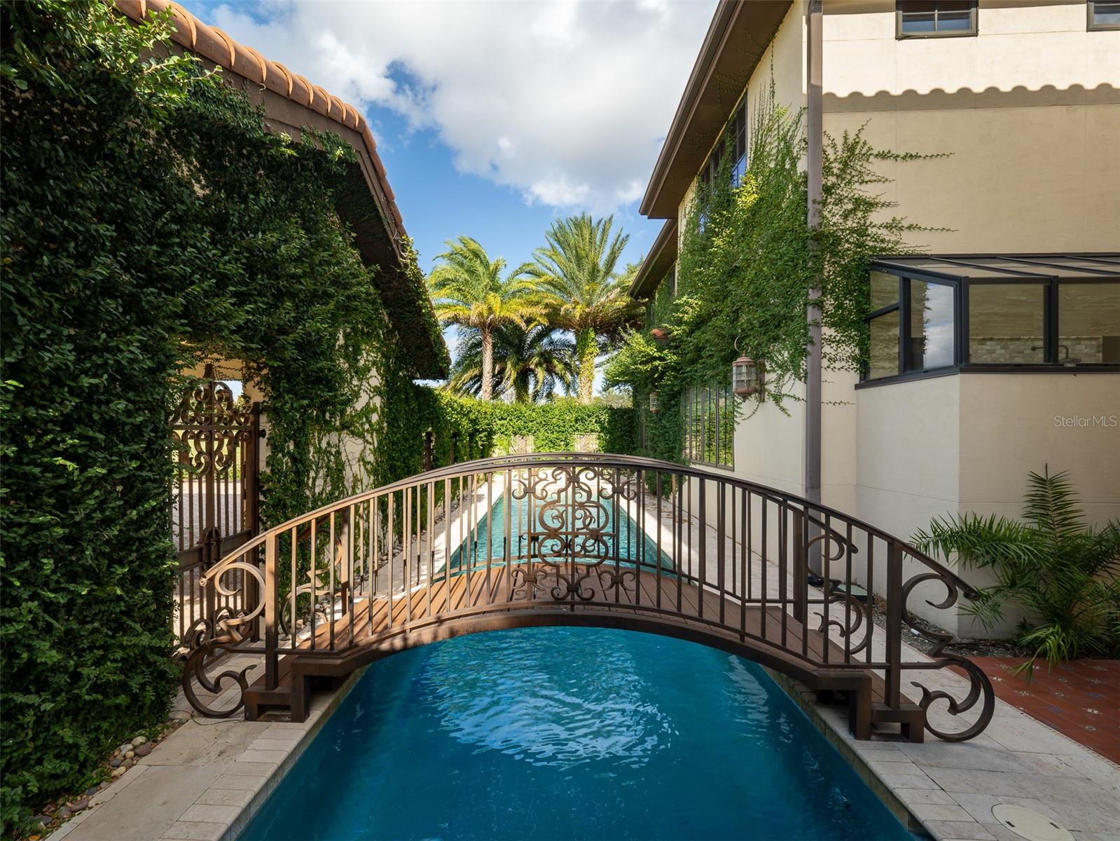 OM690195 Property Photo