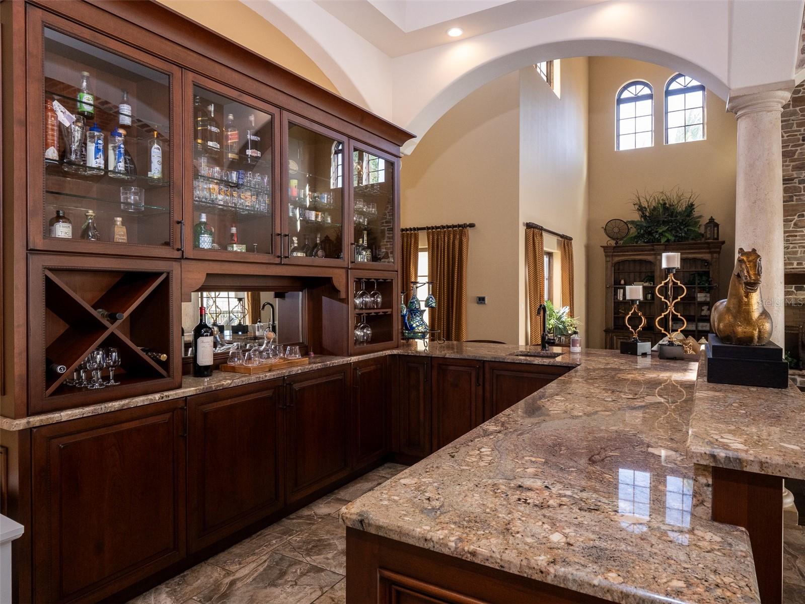 OM690195 Property Photo