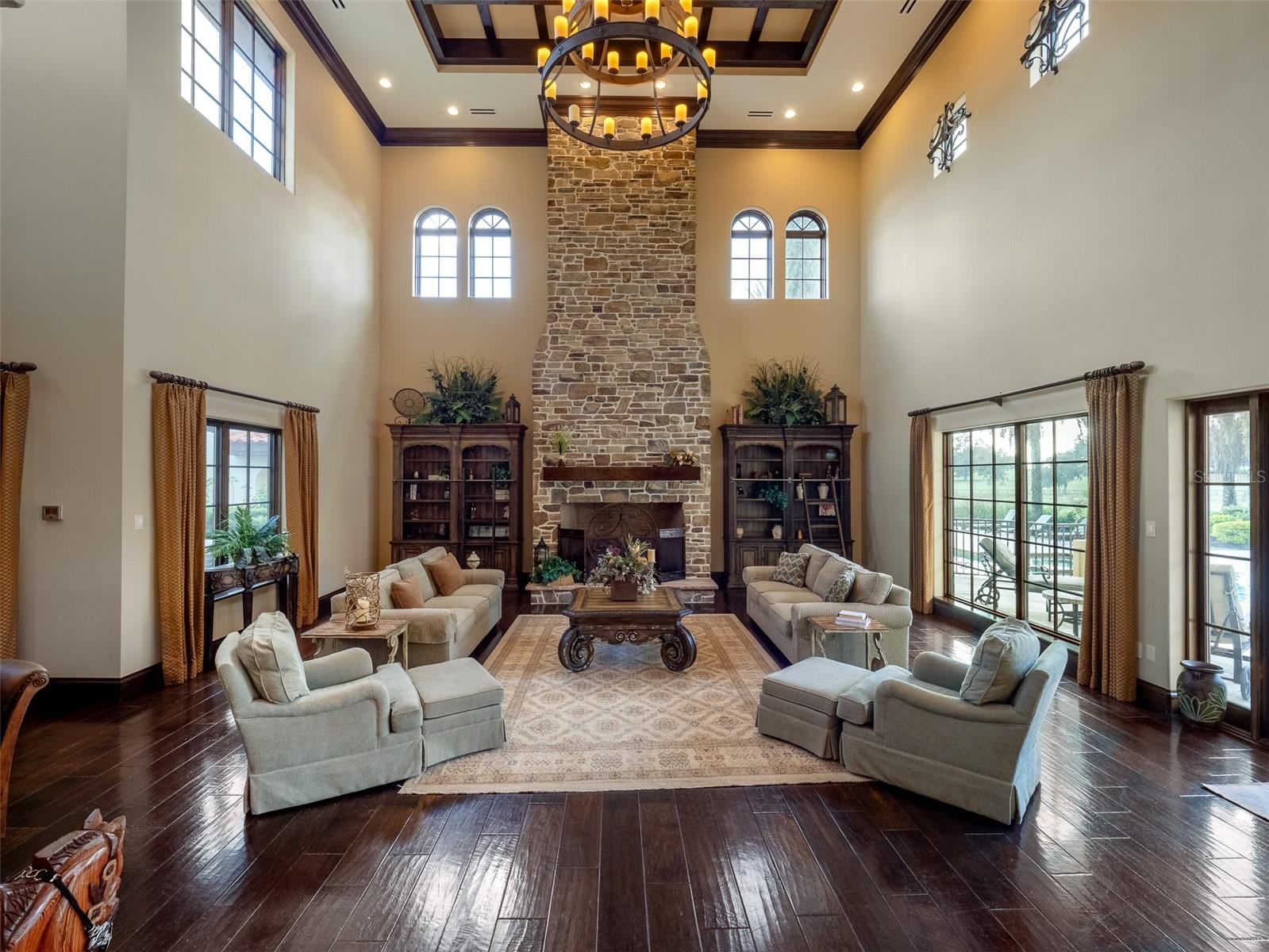 OM690195 Property Photo