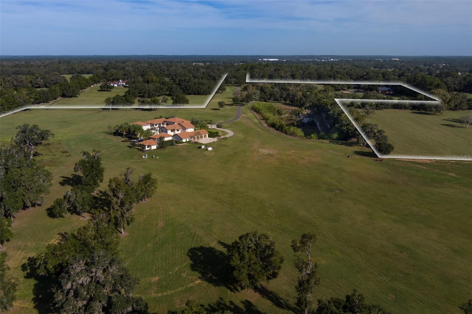 OM690195 Property Photo