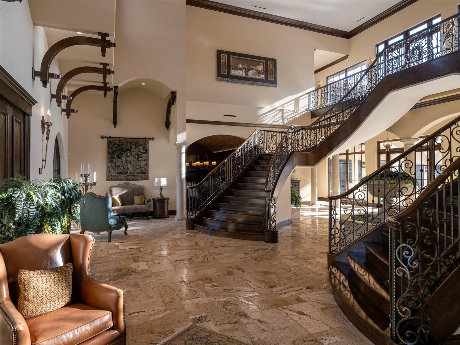 OM690195 Property Photo