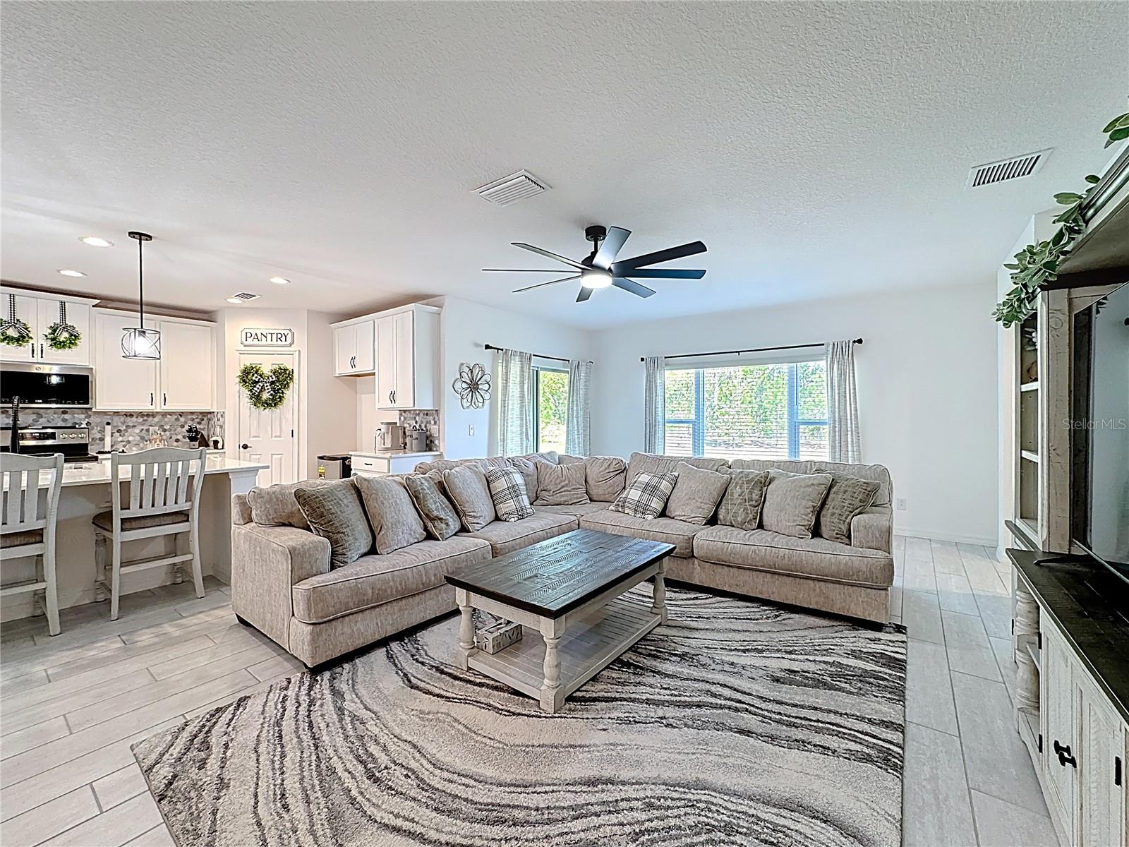 678 FIDDLESTICKS DR, DAVENPORT, FL, 33837