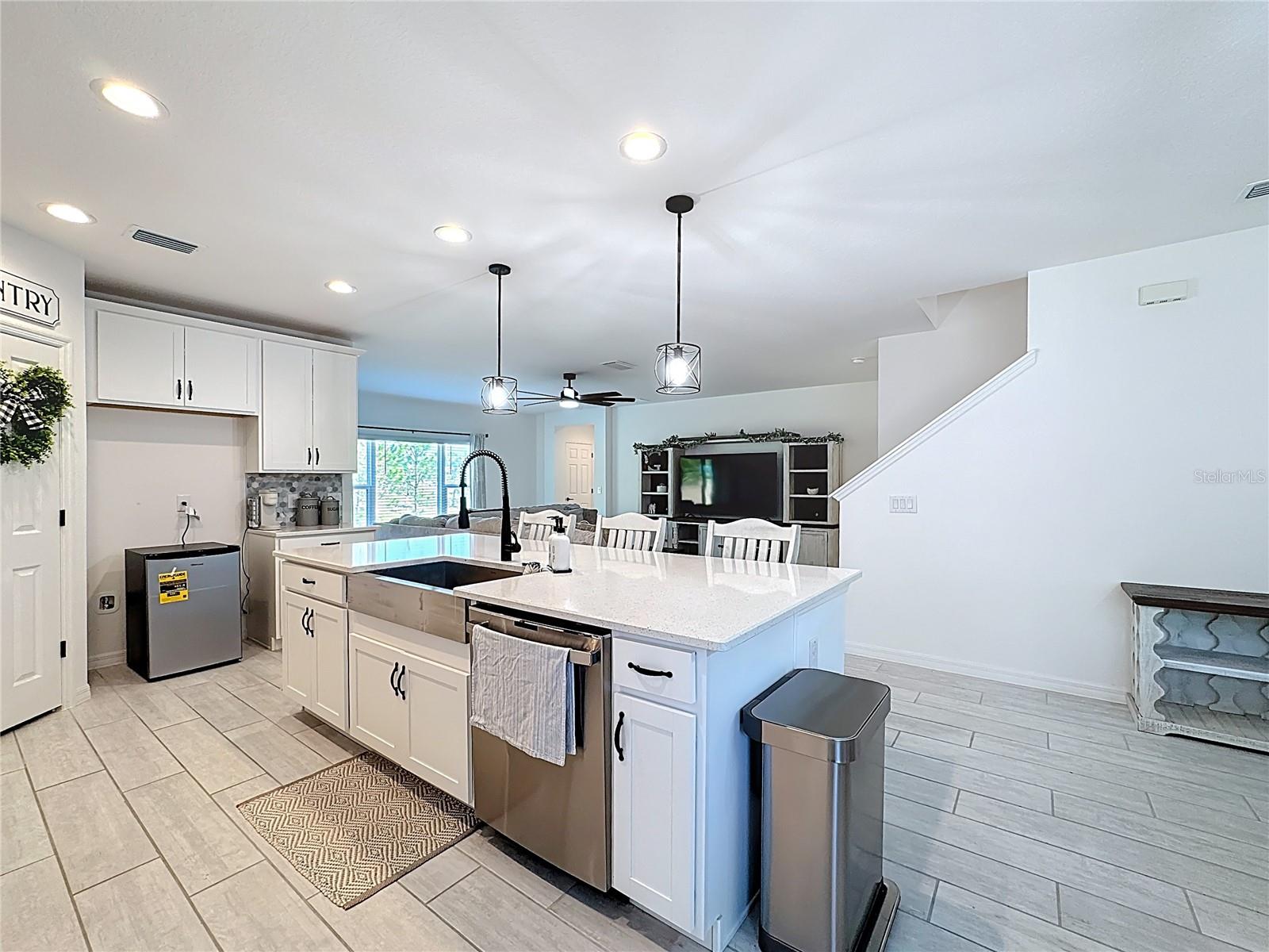 678 FIDDLESTICKS DR, DAVENPORT, FL, 33837
