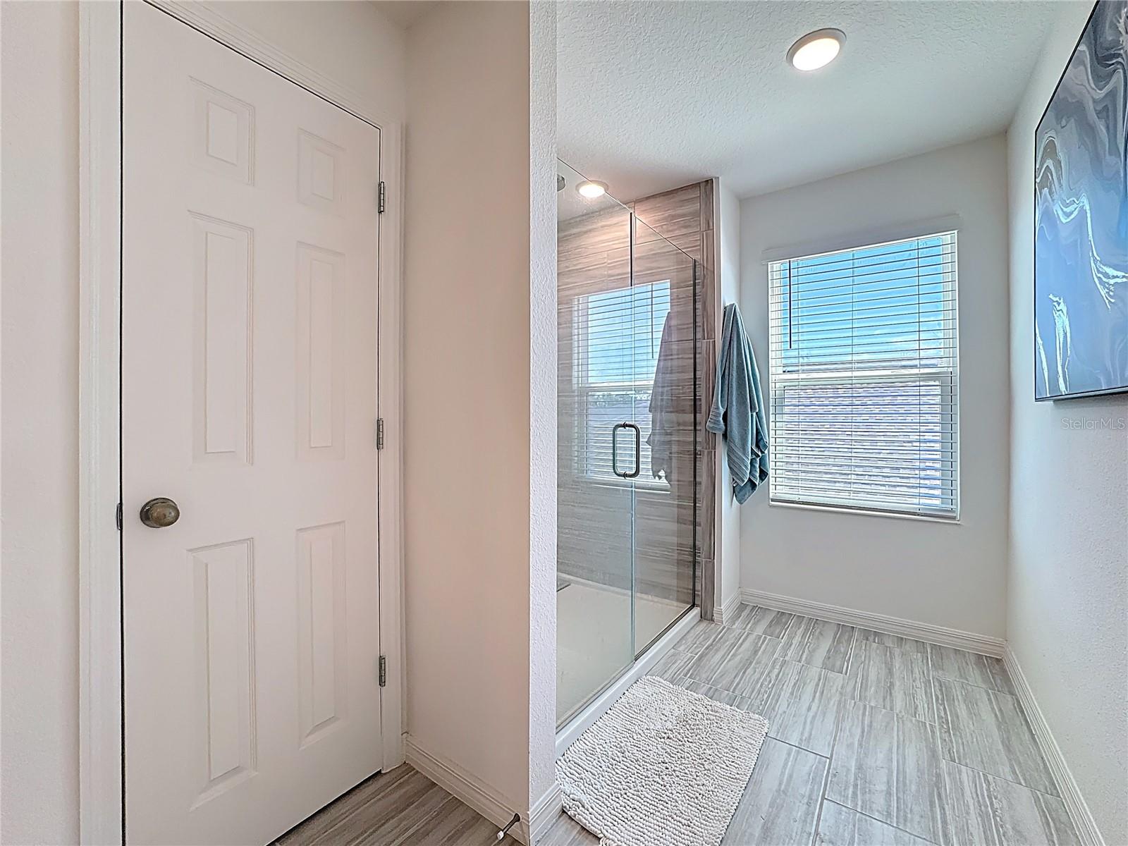 678 FIDDLESTICKS DR, DAVENPORT, FL, 33837