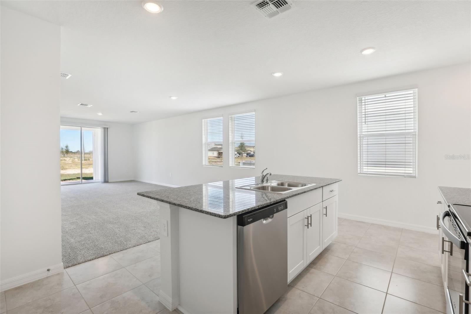 520 KENNEDY DR, LAKE ALFRED, FL, 33850
