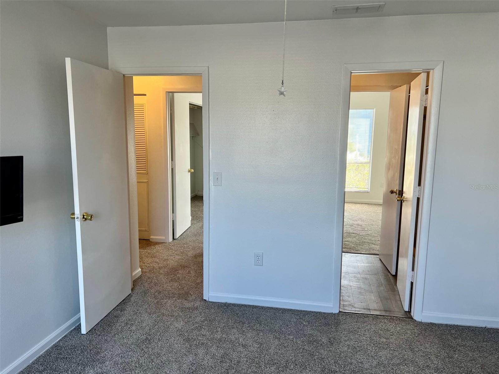 11909 CYPRESS HILL CIR, TAMPA, FL, 33626