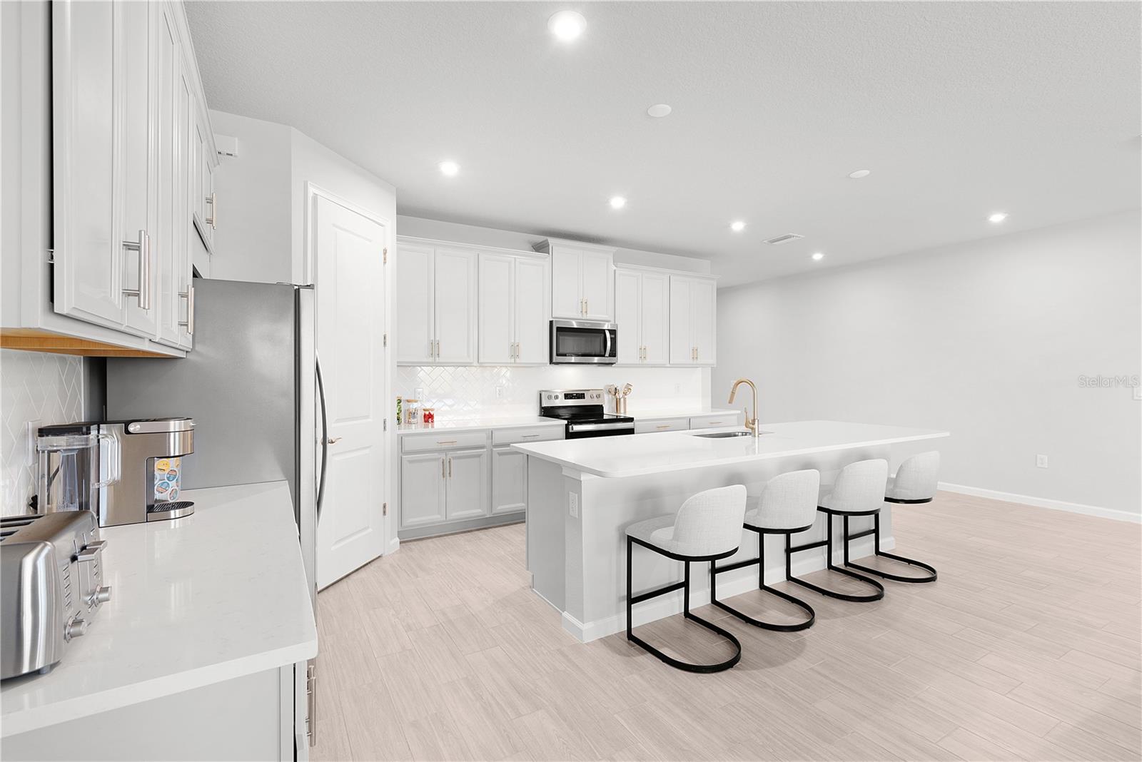 17977 GRAND PROSPERITY DR, VENICE, FL, 34293
