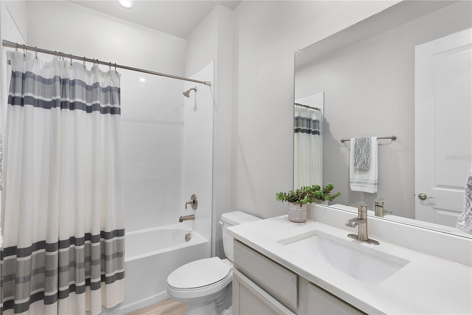 17977 GRAND PROSPERITY DR, VENICE, FL, 34293