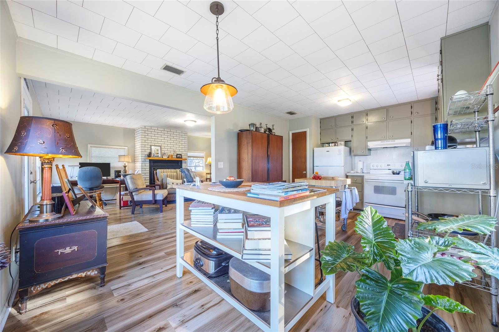 135 FEDERAL POINT RD, EAST PALATKA, FL, 32131