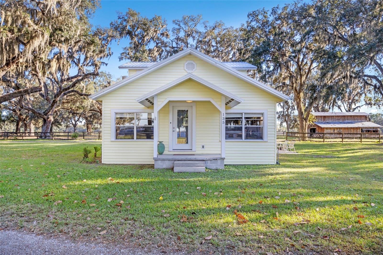 135 FEDERAL POINT RD, EAST PALATKA, FL, 32131