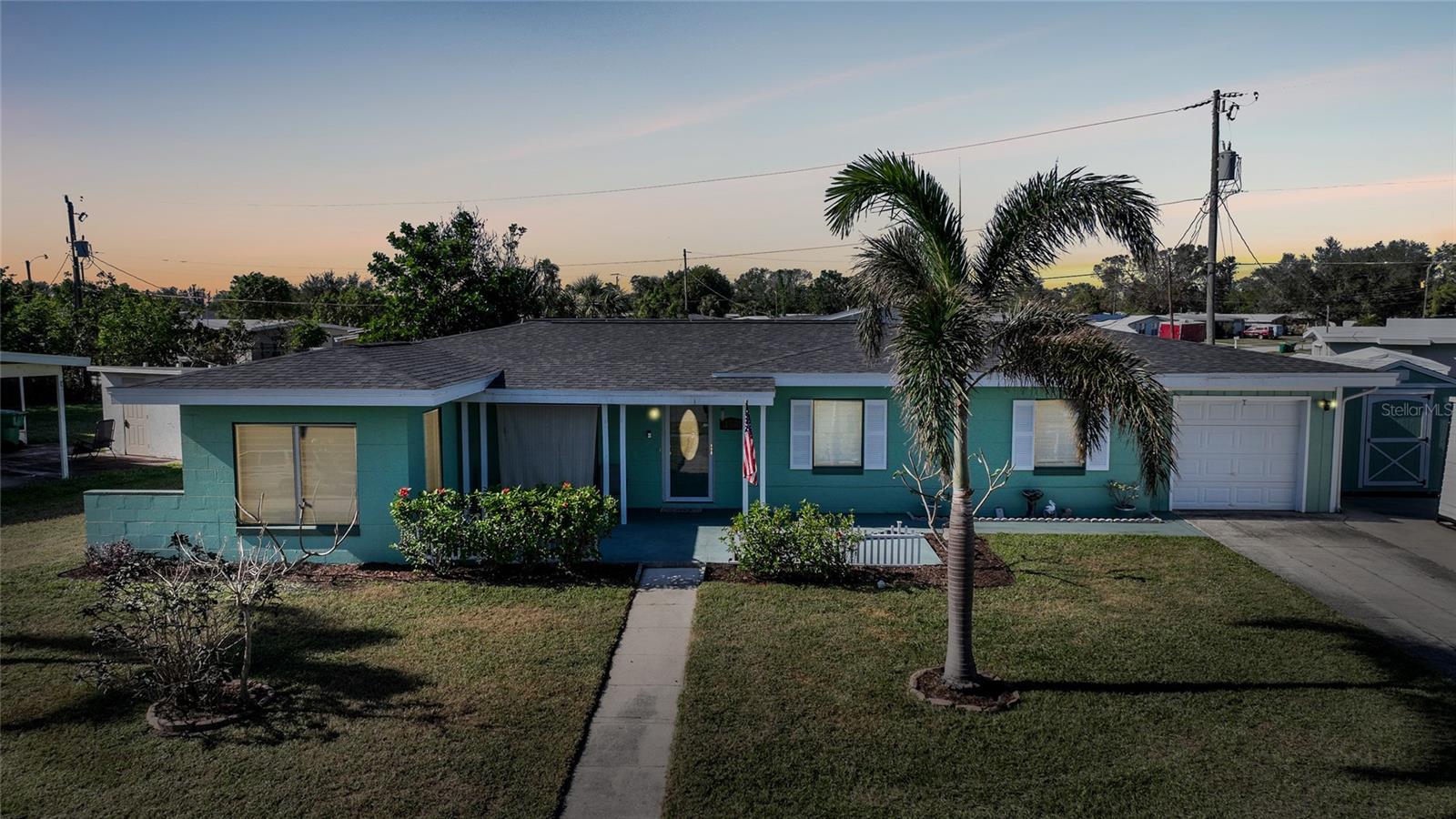 150 DUXBURY AVE, PORT CHARLOTTE, FL, 33952