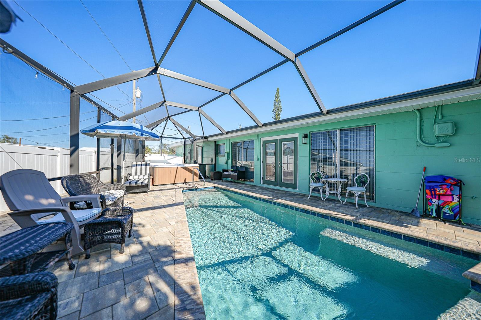 150 DUXBURY AVE, PORT CHARLOTTE, FL, 33952